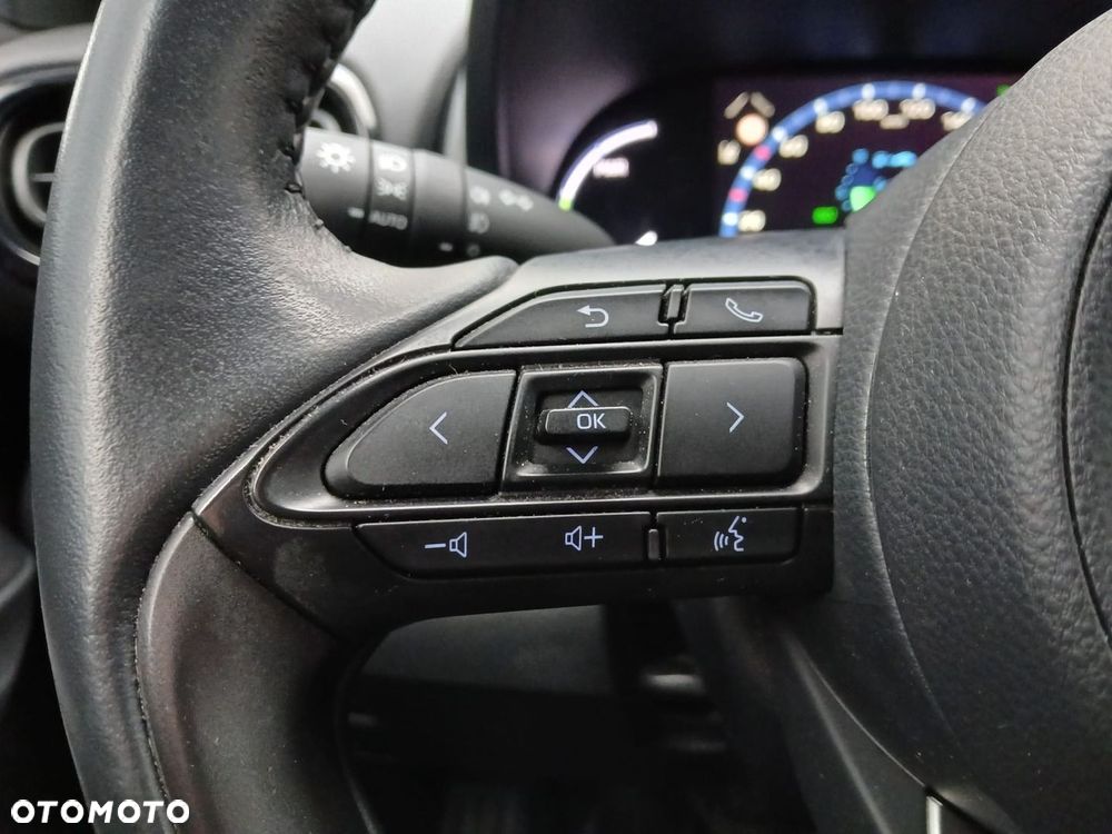 Toyota Yaris Cross Hybrid 1.5 Style - 29