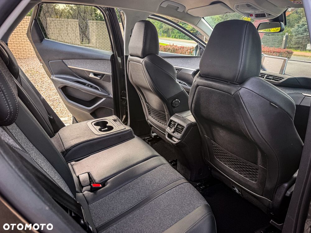 Peugeot 3008 PureTech 130 Stop & Start GPF Allure - 27
