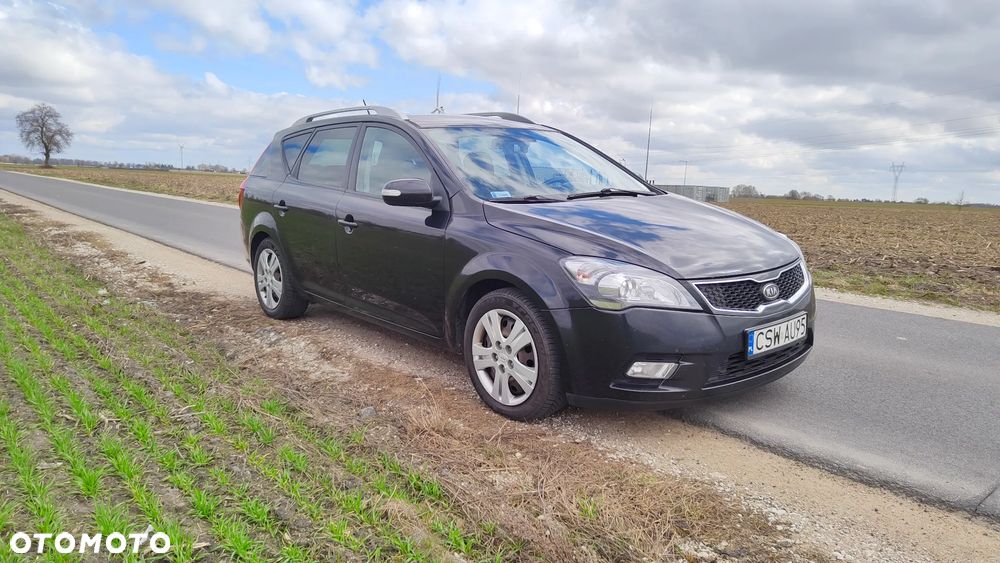 Kia Ceed - 7