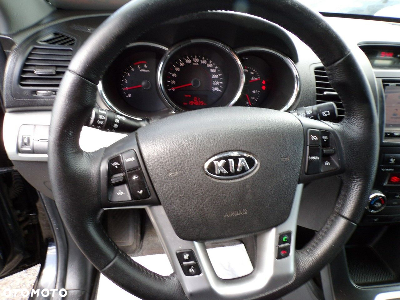 Kia Sorento - 24