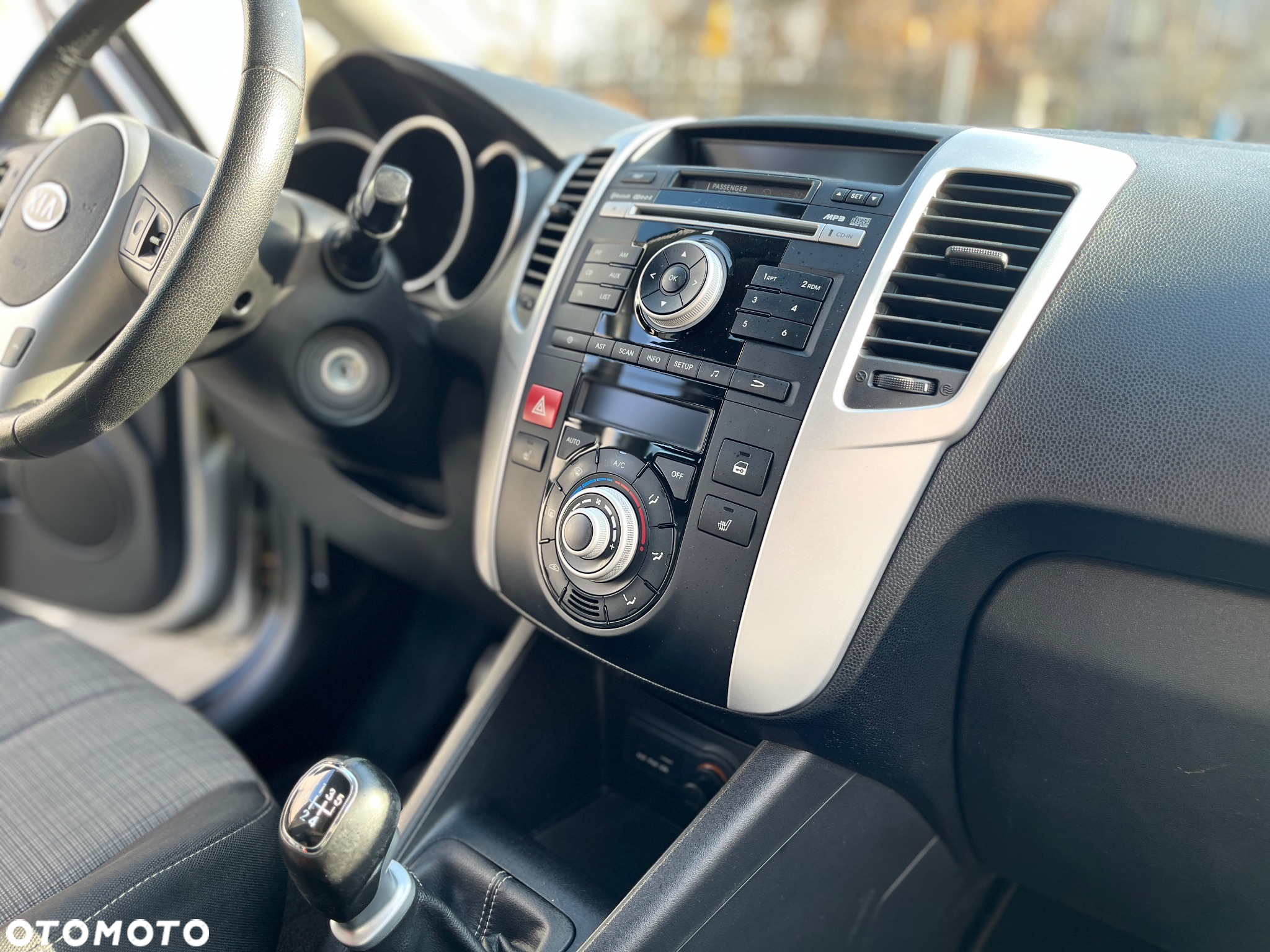 Kia Venga 1.6 L - 18