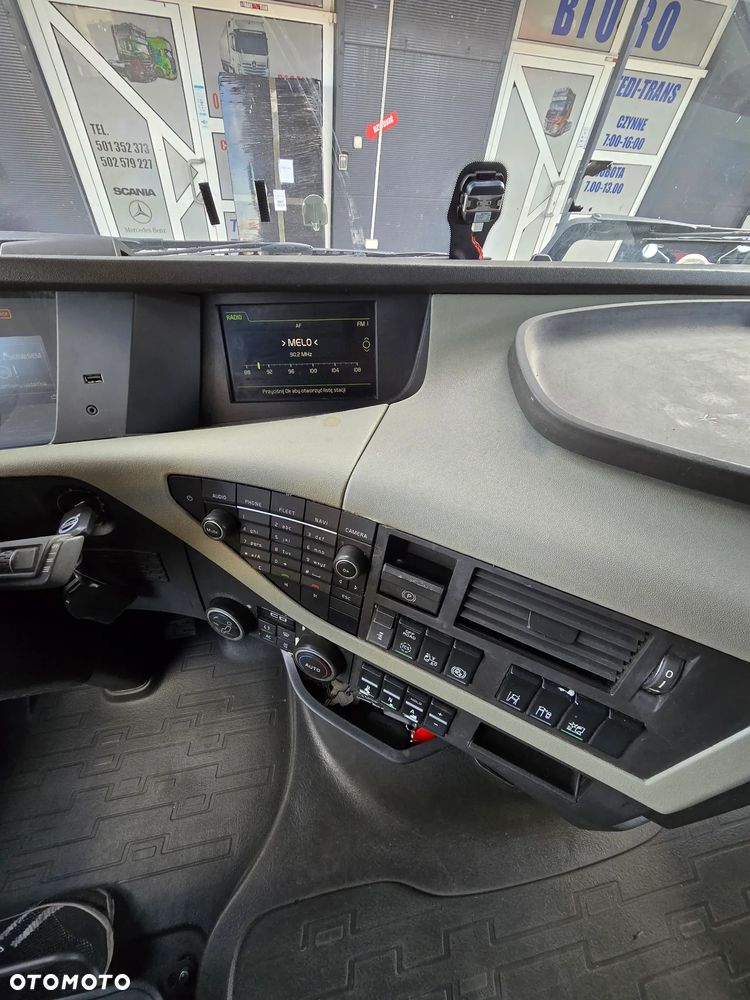 Volvo FH 4 500 KM  XXL MEGA - 31