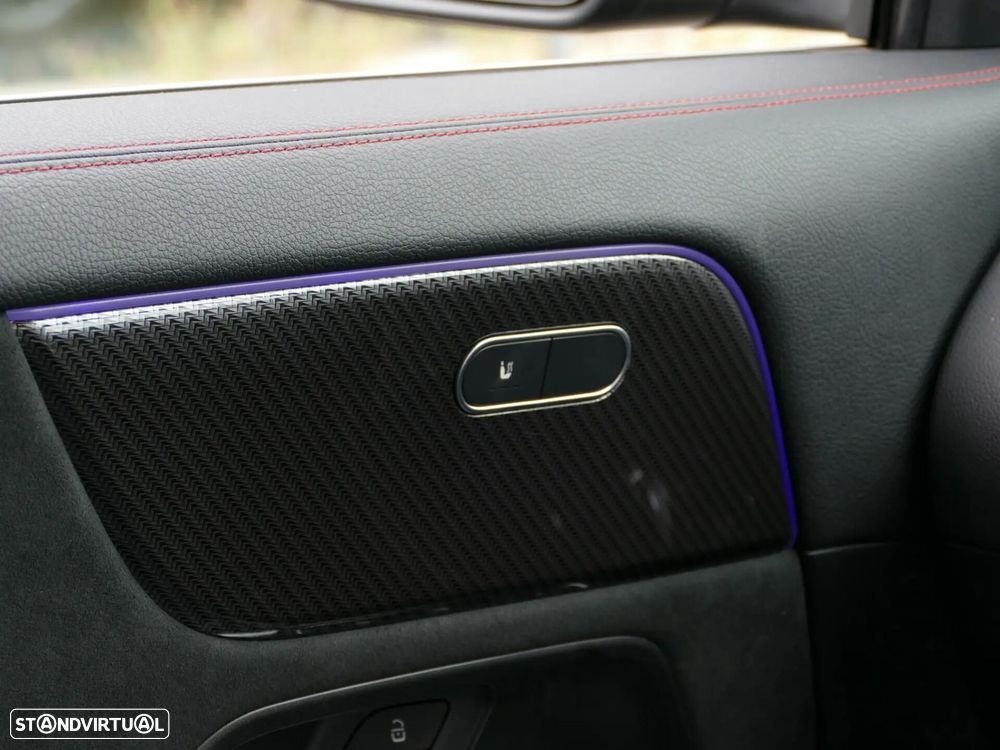 Mercedes-Benz GLA 250 e AMG Line - 35