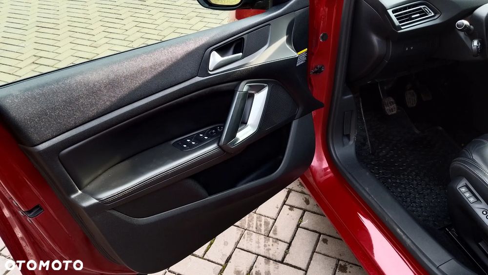 Peugeot 308 2.0 Blue HDi Allure S&S - 13