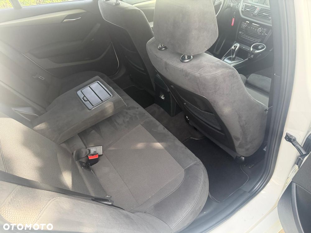 BMW X1 sDrive18d Sport Line - 18