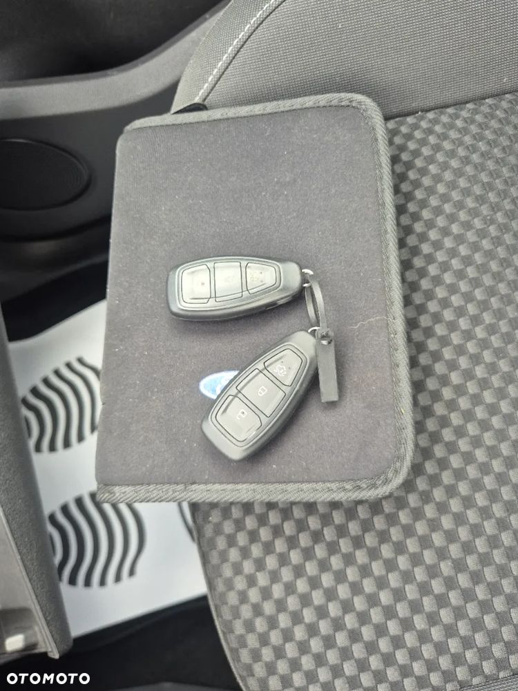 Ford C-MAX 1.5 EcoBoost Start-Stop-System Sport - 32