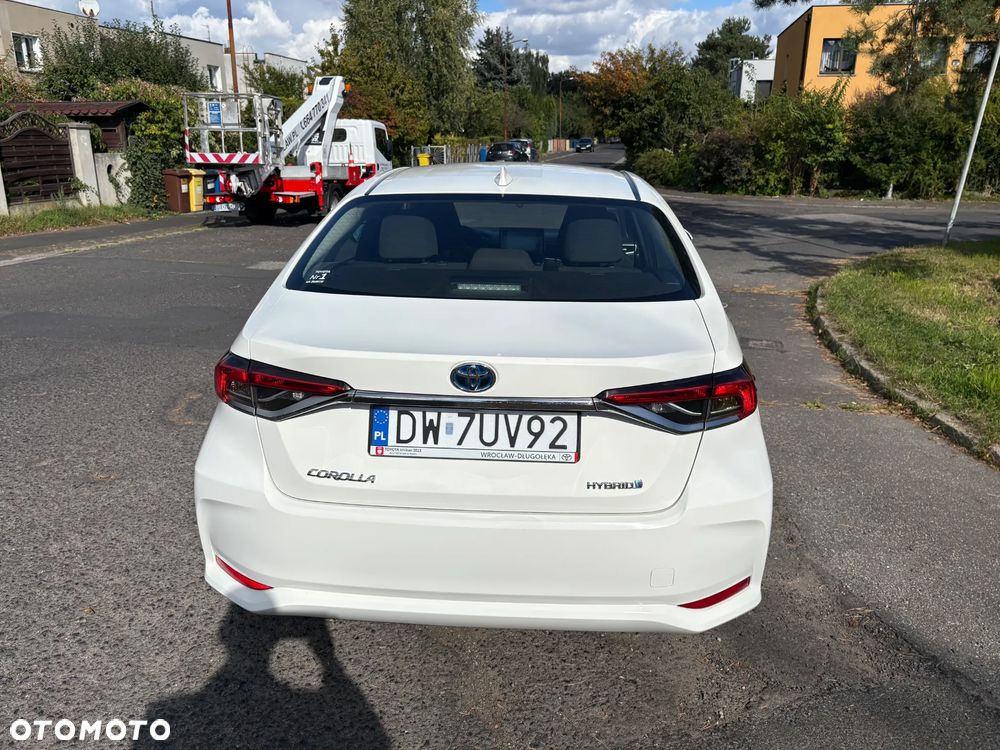 Toyota Corolla 1.8 Hybrid Comfort - 12