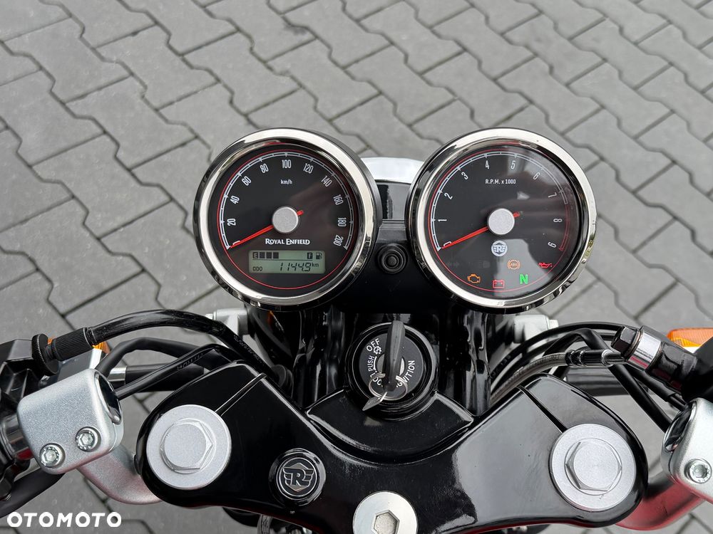 Royal Enfield Continental - 24
