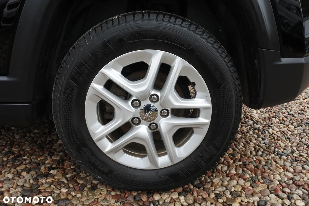 Jeep Compass 1.4 MultiAir Longitude - 26