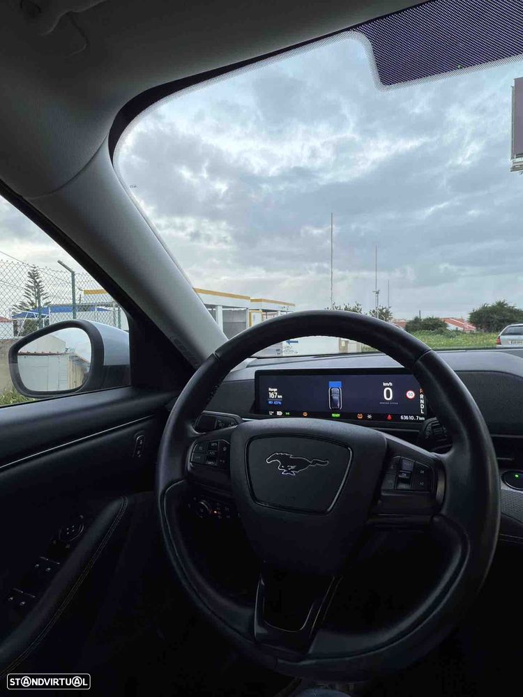 Ford Mustang Mach-E Standard - 27