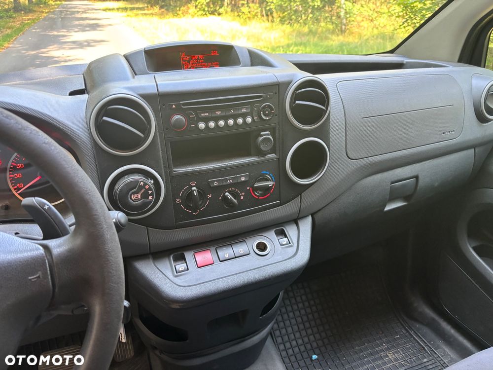 Peugeot Partner - 13