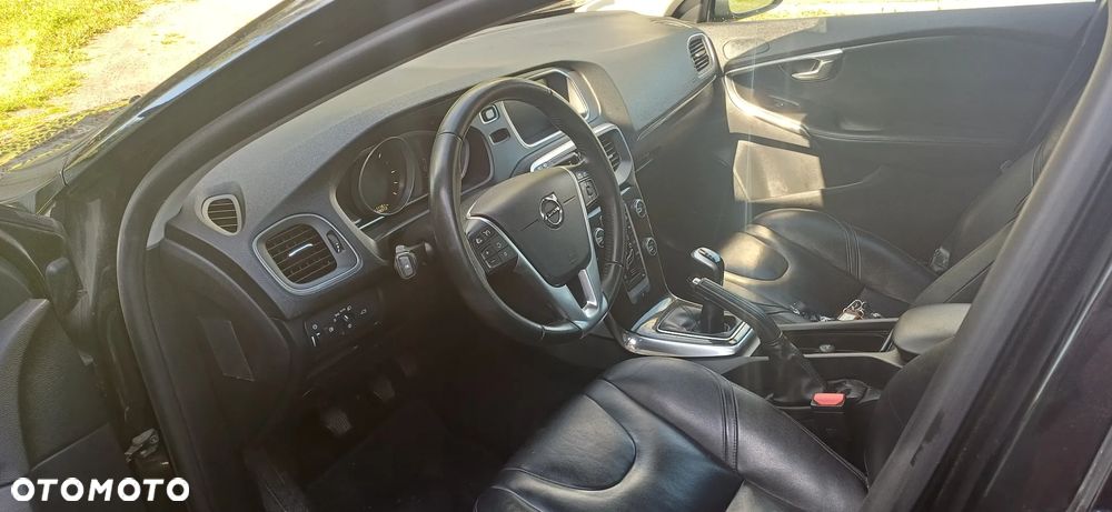 Volvo V40 D2 - 6