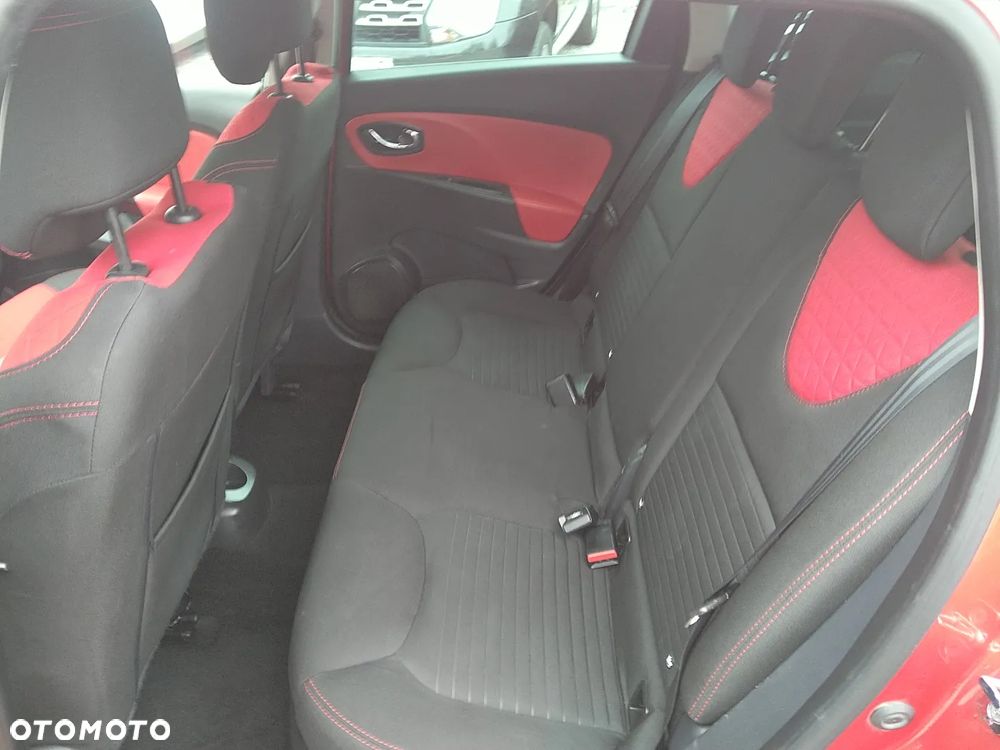 Renault Clio - 17