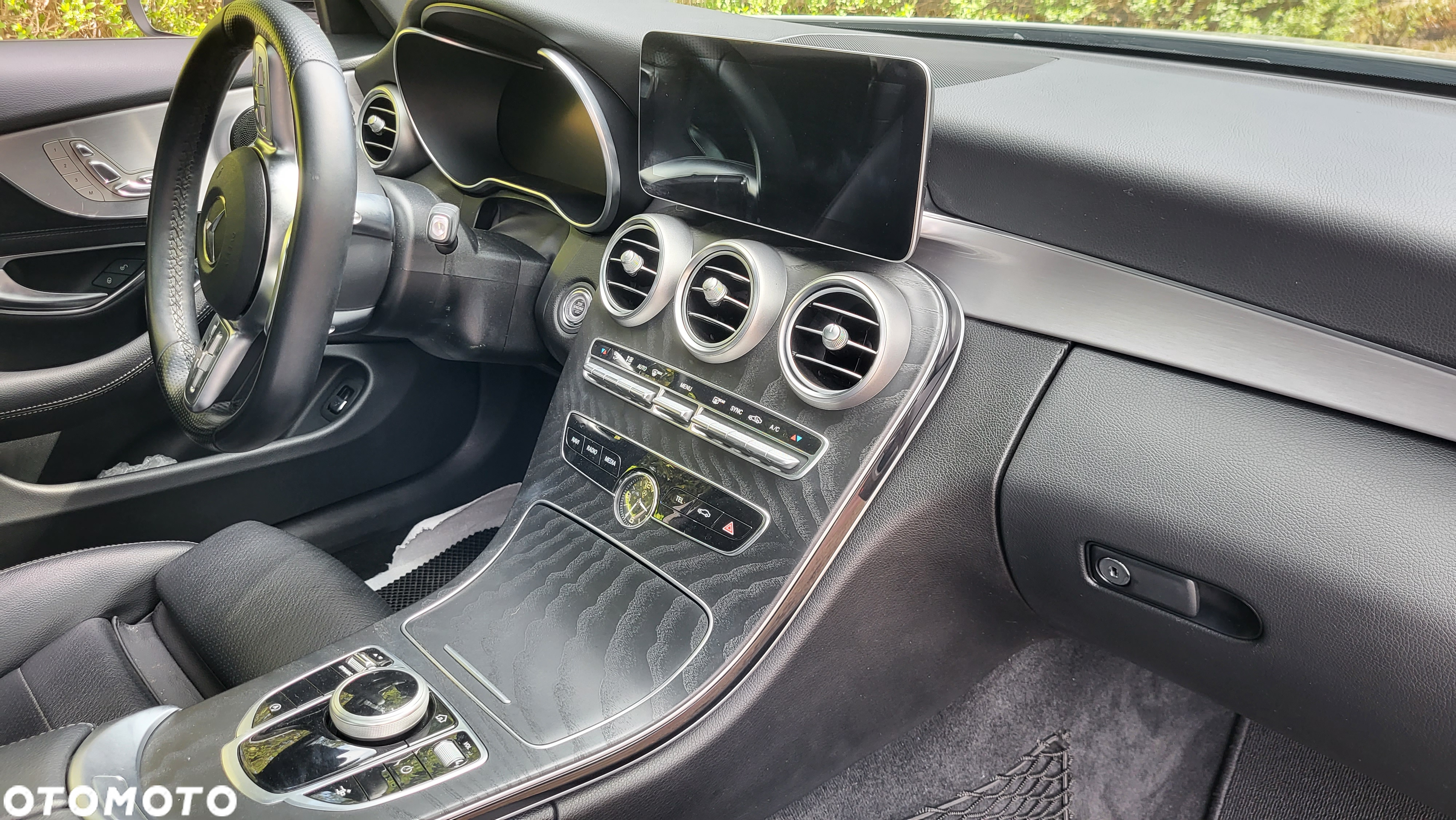 Mercedes-Benz Klasa C 300 Cabrio 9G-TRONIC AMG Line - 15