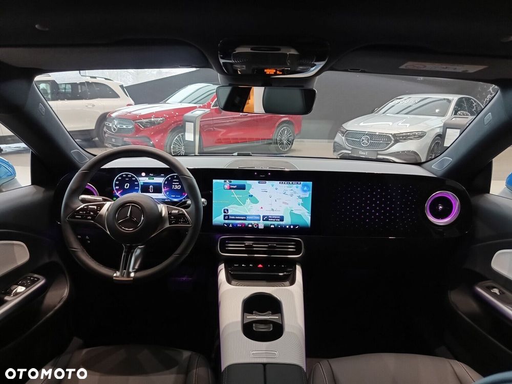 Mercedes-Benz CLA - 10