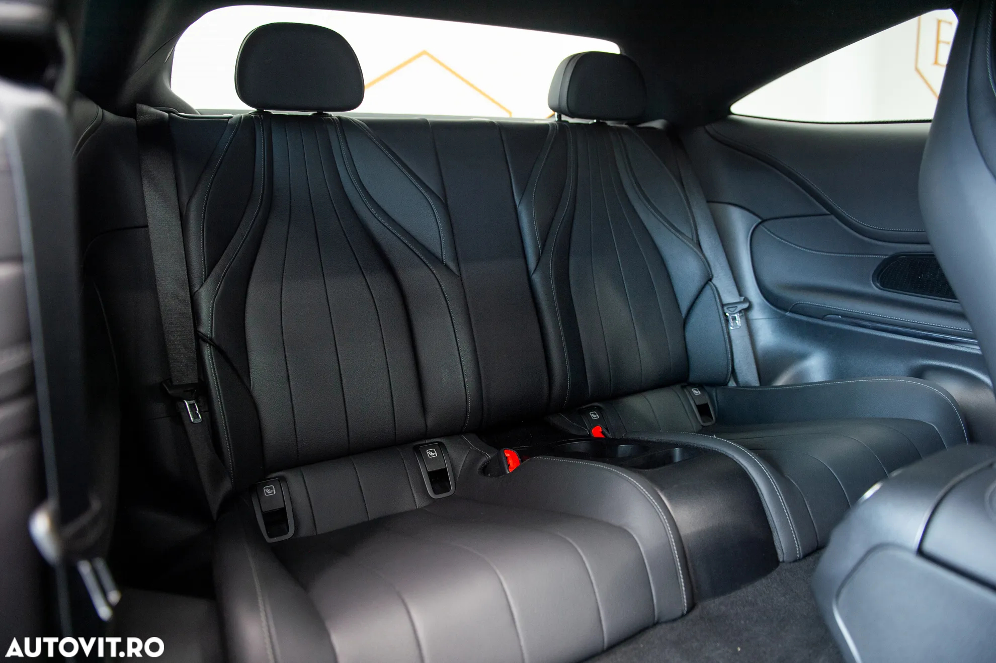 Mercedes-Benz CLE 300 4Matic Coupe 9G-TRONIC - 8