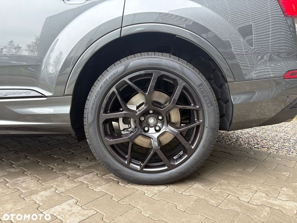 Audi Q7 - 6