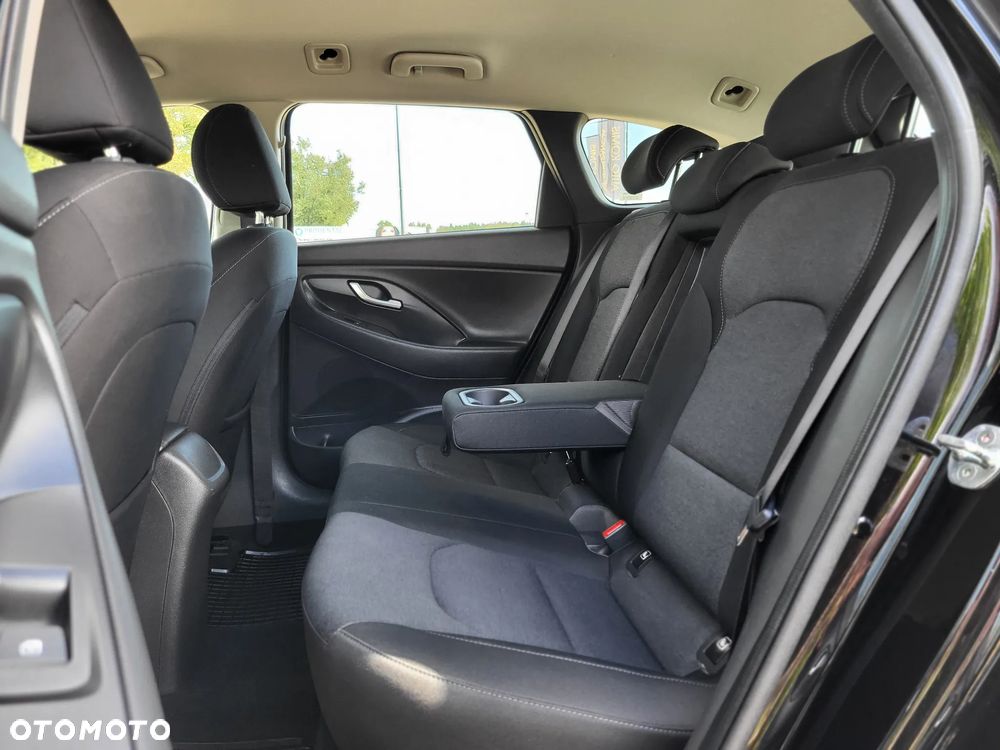 Hyundai i30 1.5 T-GDI 48V Comfort - 11