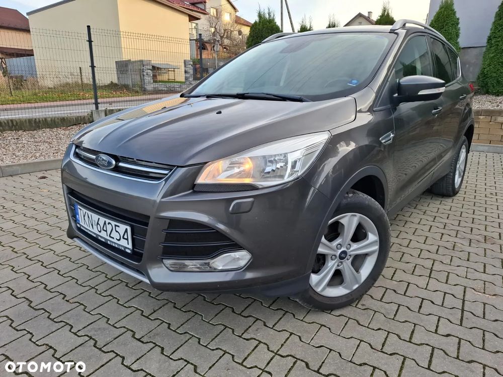 Ford Kuga 2.0 TDCi AWD Titanium - 4