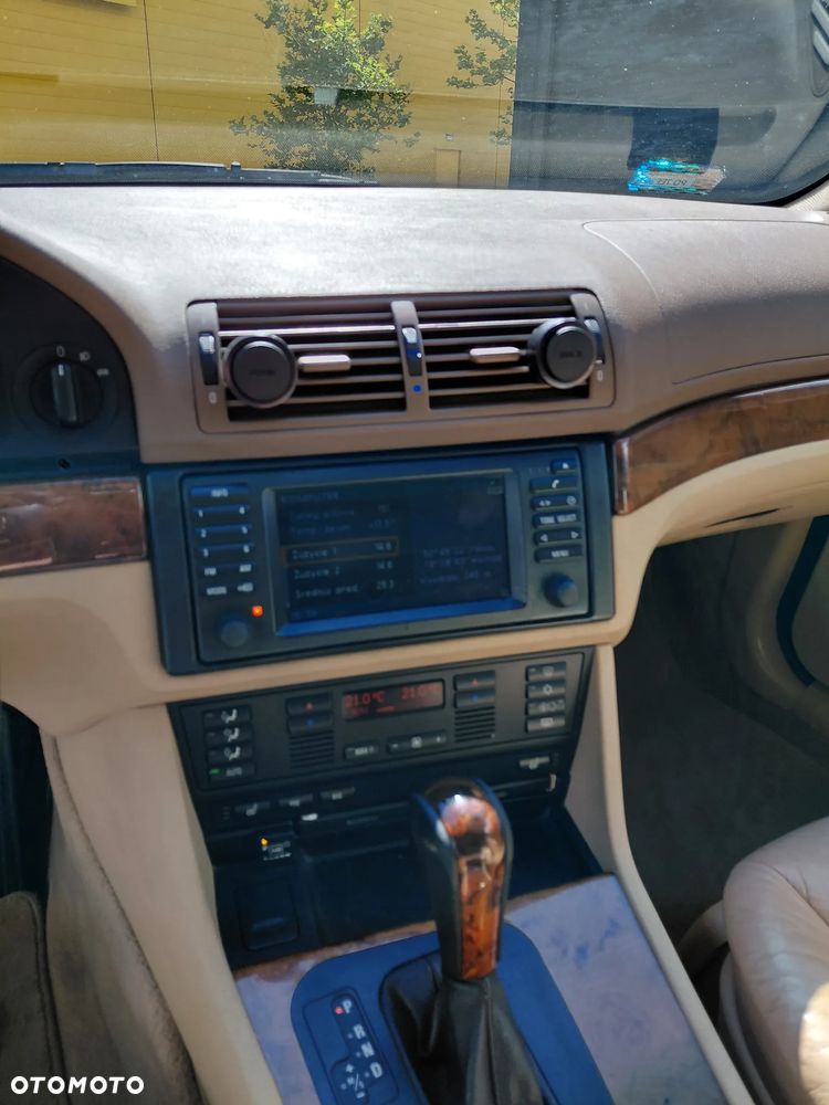 BMW Seria 5 - 12
