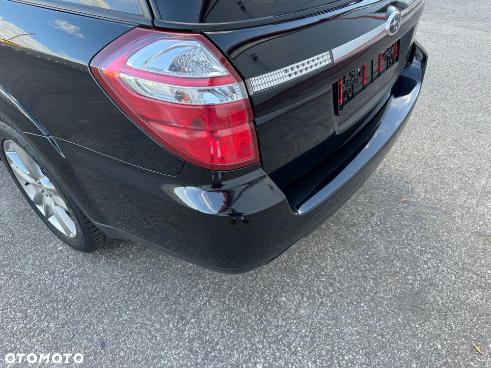 Subaru Outback 2.5RC NAV - 10