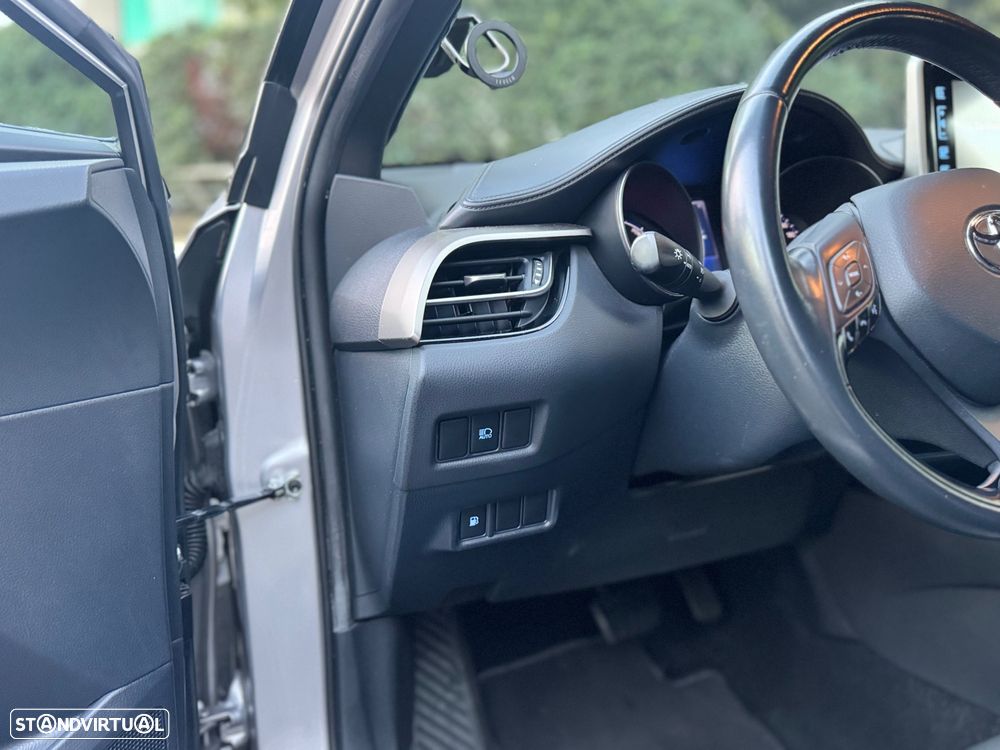 Toyota C-HR 1.8 HSD Lounge - 6