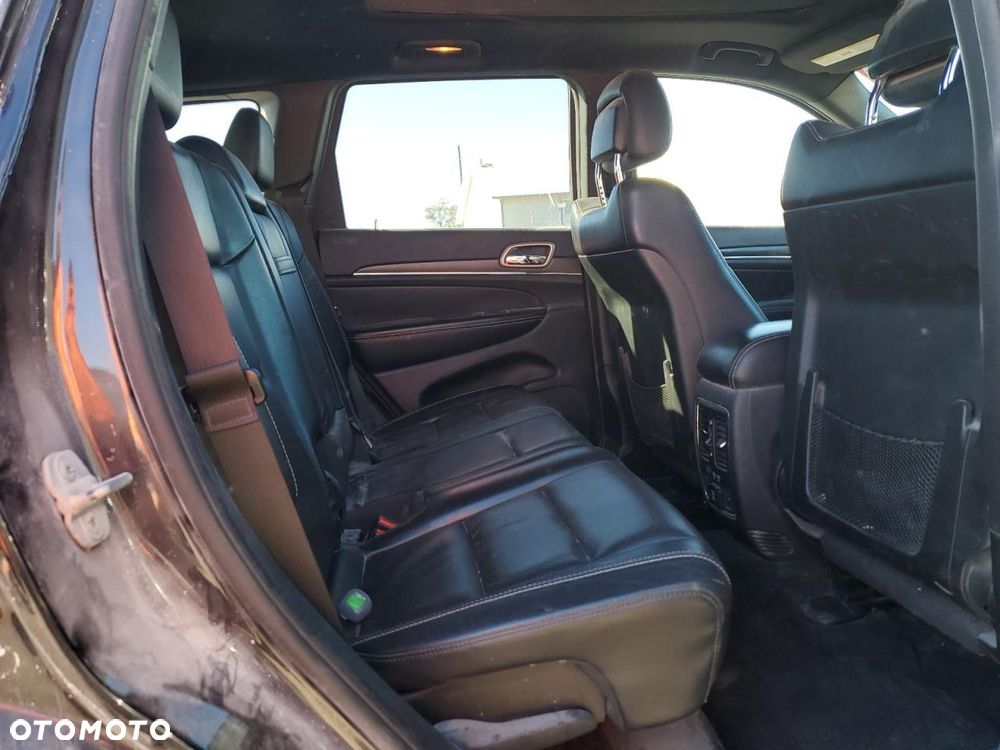 Jeep Grand Cherokee - 11