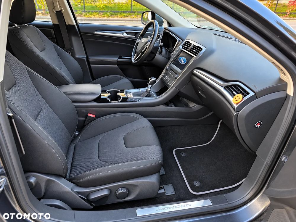 Ford Mondeo - 9