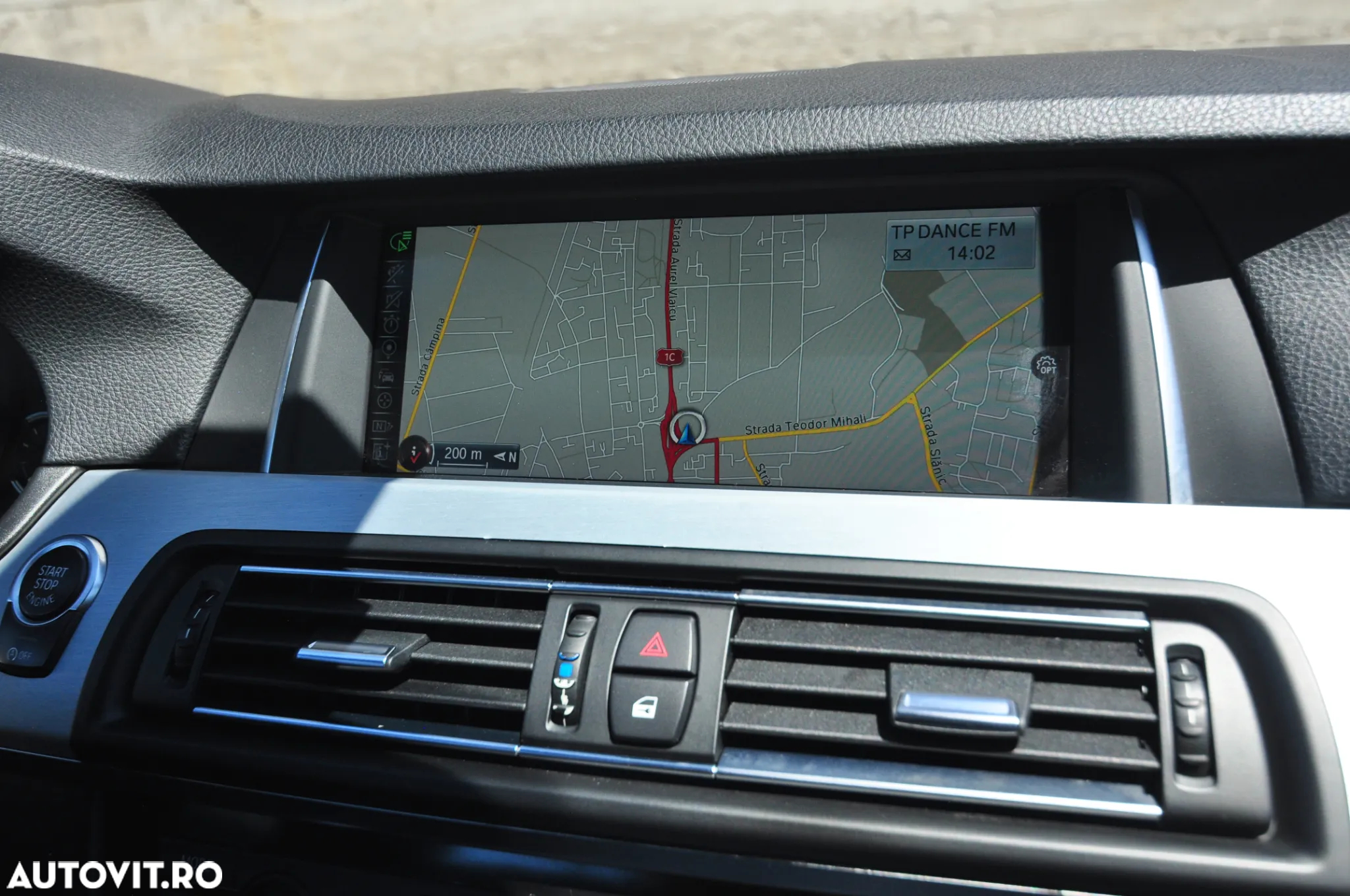 BMW Seria 5 520d xDrive AT - 23