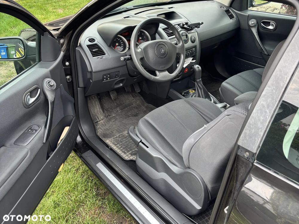 Renault Megane - 9