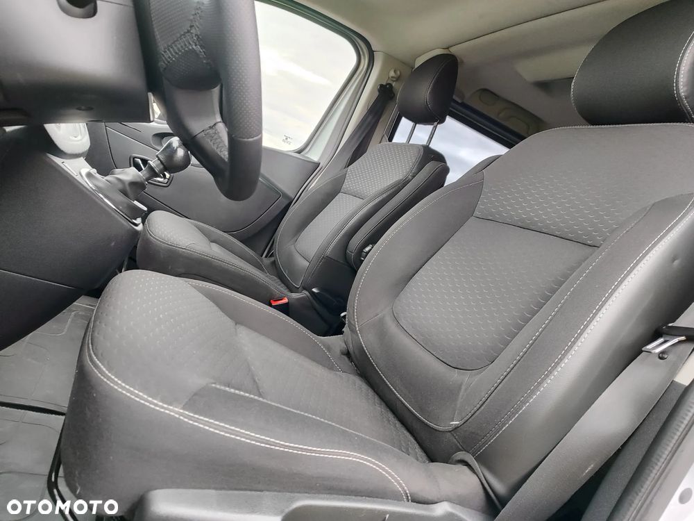 Opel Vivaro L1H1 2,7t Edition - 18