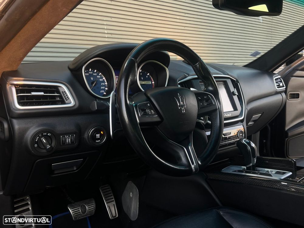 Maserati Ghibli 3.0 V6 GranLusso - 10