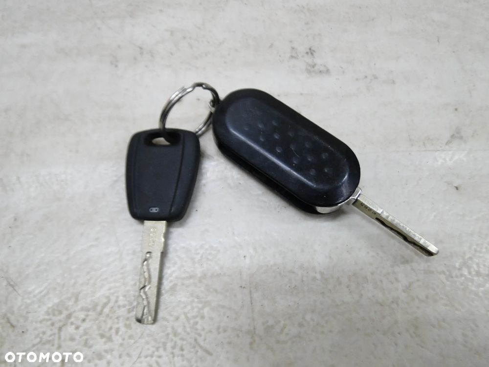 FIAT BRAVO II 2 STACYJKA KLUCZYKI 1.6 M-JET EUROPA - 3