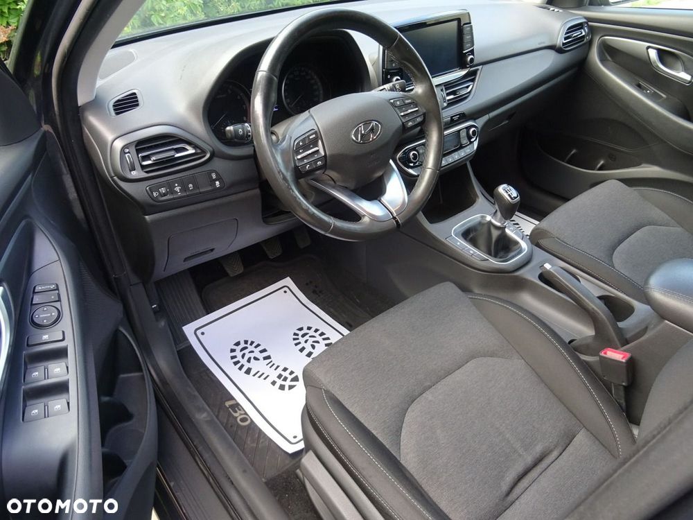 Hyundai i30 1.0 T-GDI Smart - 12