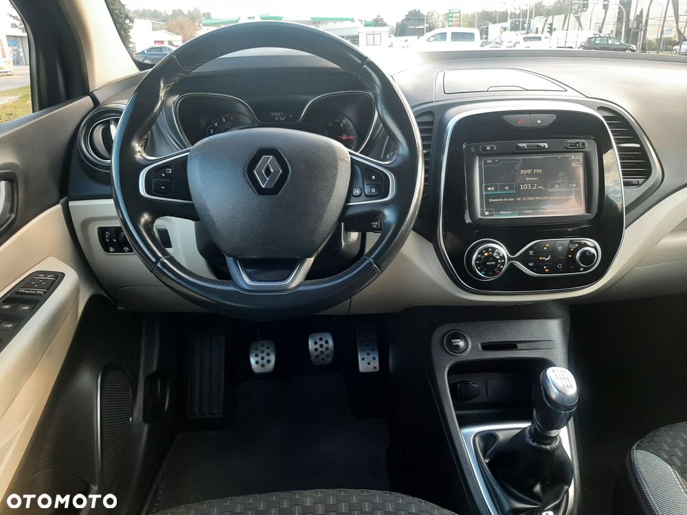 Renault Captur ENERGY TCe 120 Experience - 17