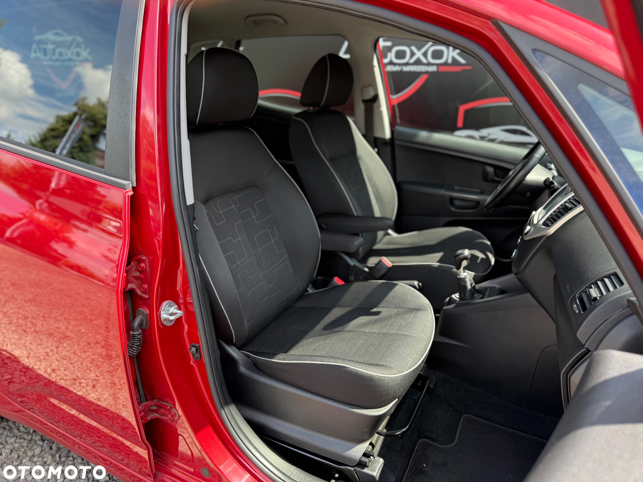 Kia Venga 1.6 CRDi 128 Dream-Team Edition - 37