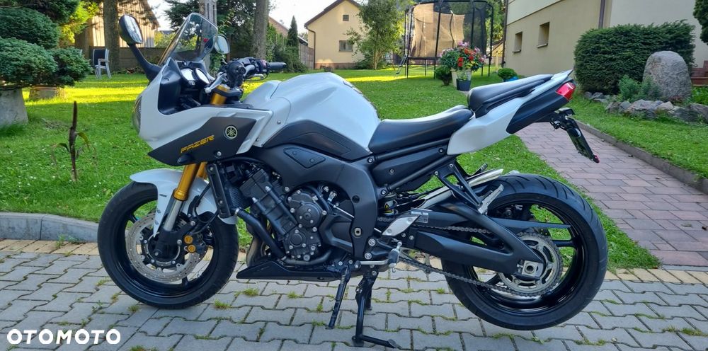 Yamaha FZ8 - 3