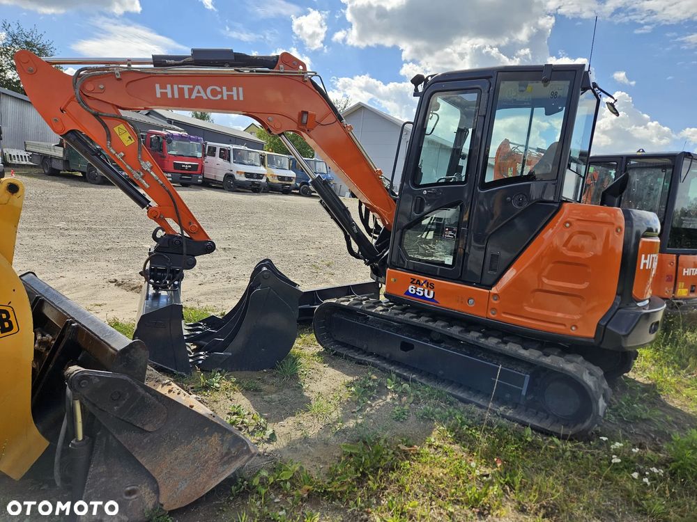 Hitachi ZX65 USB-6 - 6
