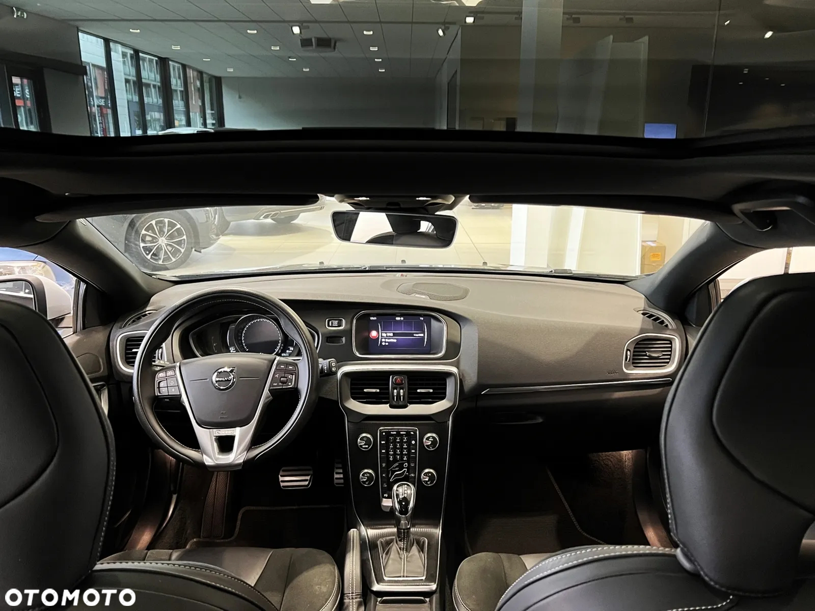 Volvo V40 T3 Geartronic RDesign - 9