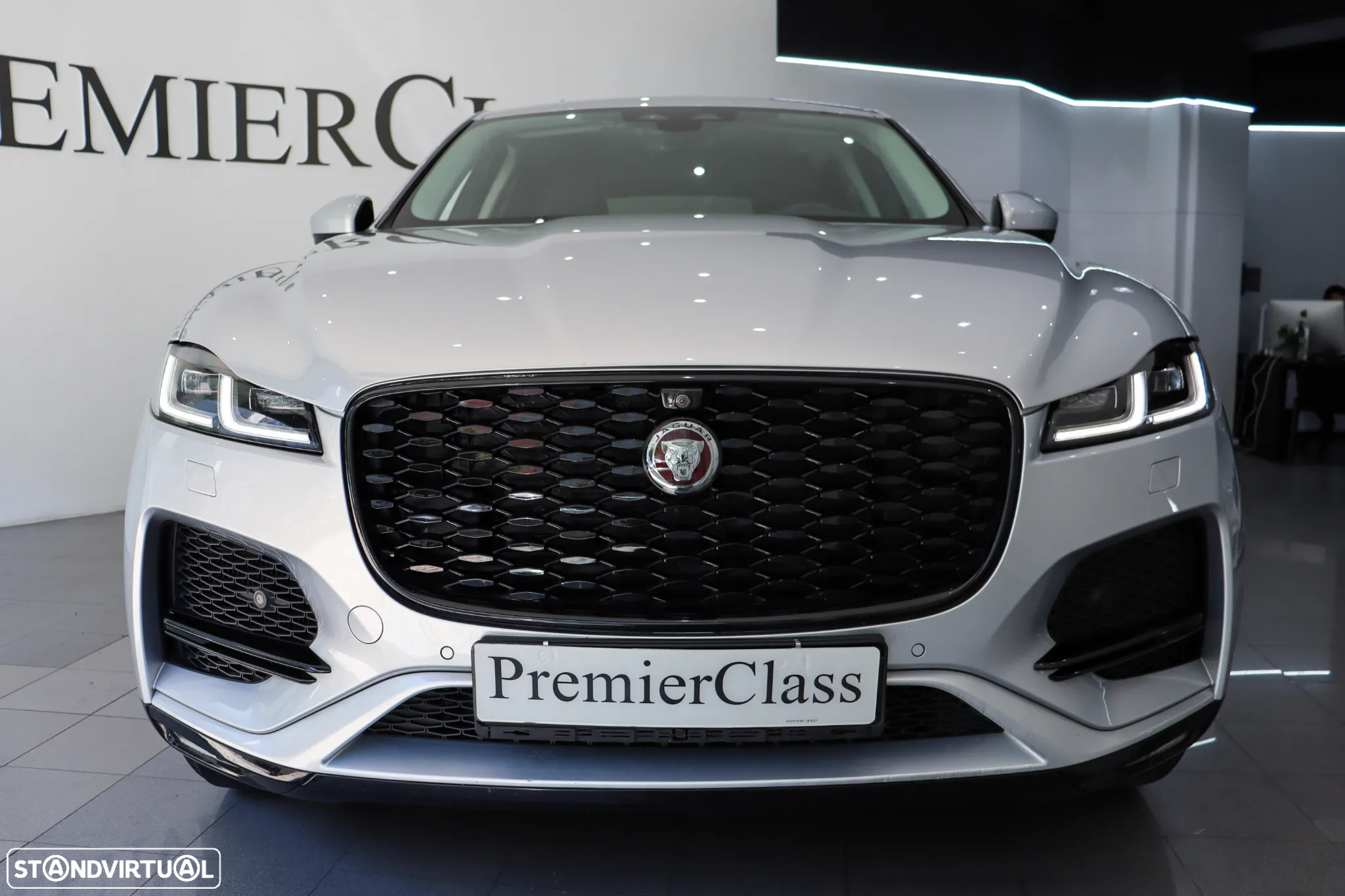 Jaguar F-Pace 2.0 P400e AWD R-Dynamic S - 19
