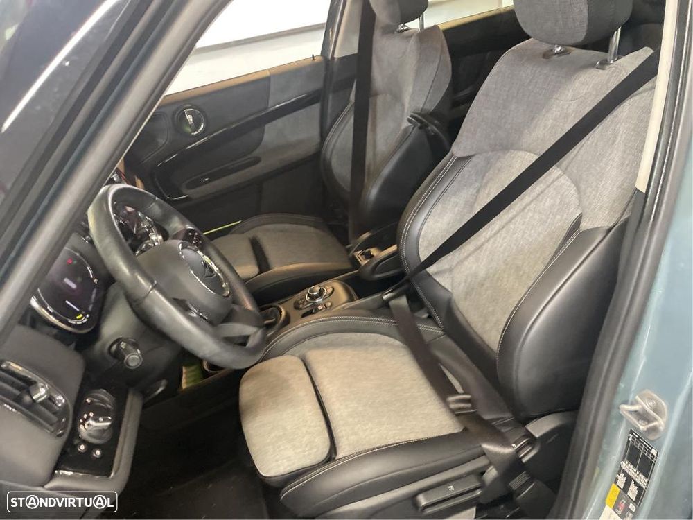 MINI Countryman Cooper SE ALL4 Auto - 6