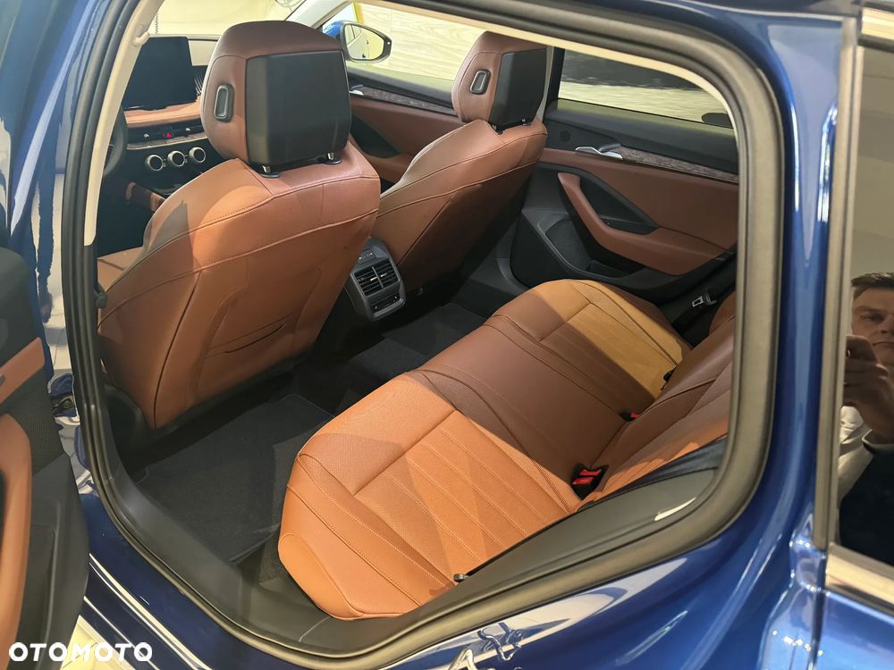 Skoda Superb 2.0 TDI SCR 4x4 L&K DSG - 6