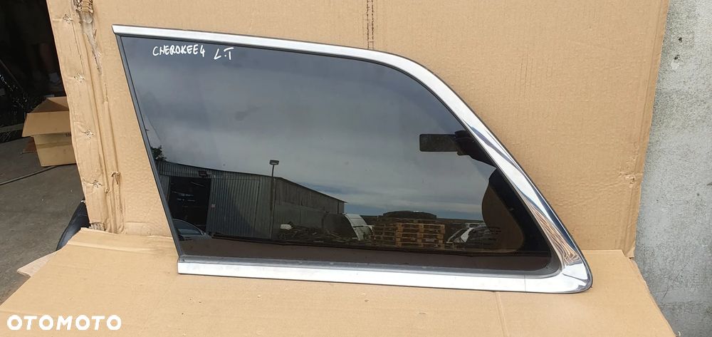 Szyba lewy tył tylna lewa karoseryjna Jeep Grand Cherokee IV WK2 - 1