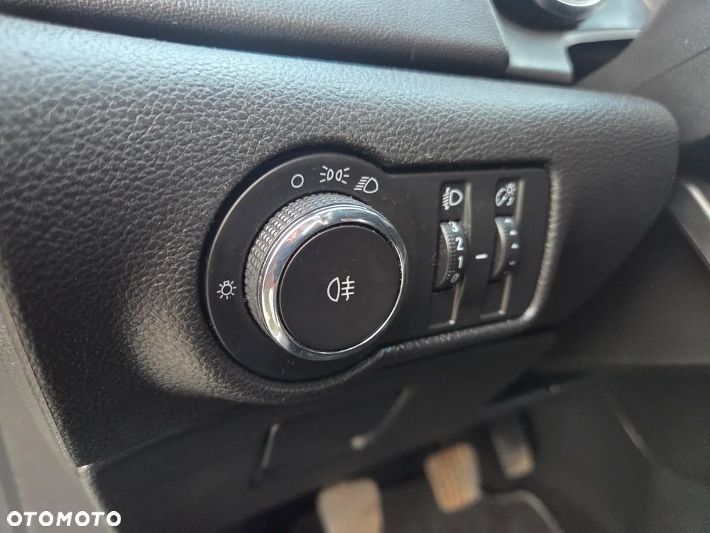 Opel Astra 1.4 Turbo Style - 17