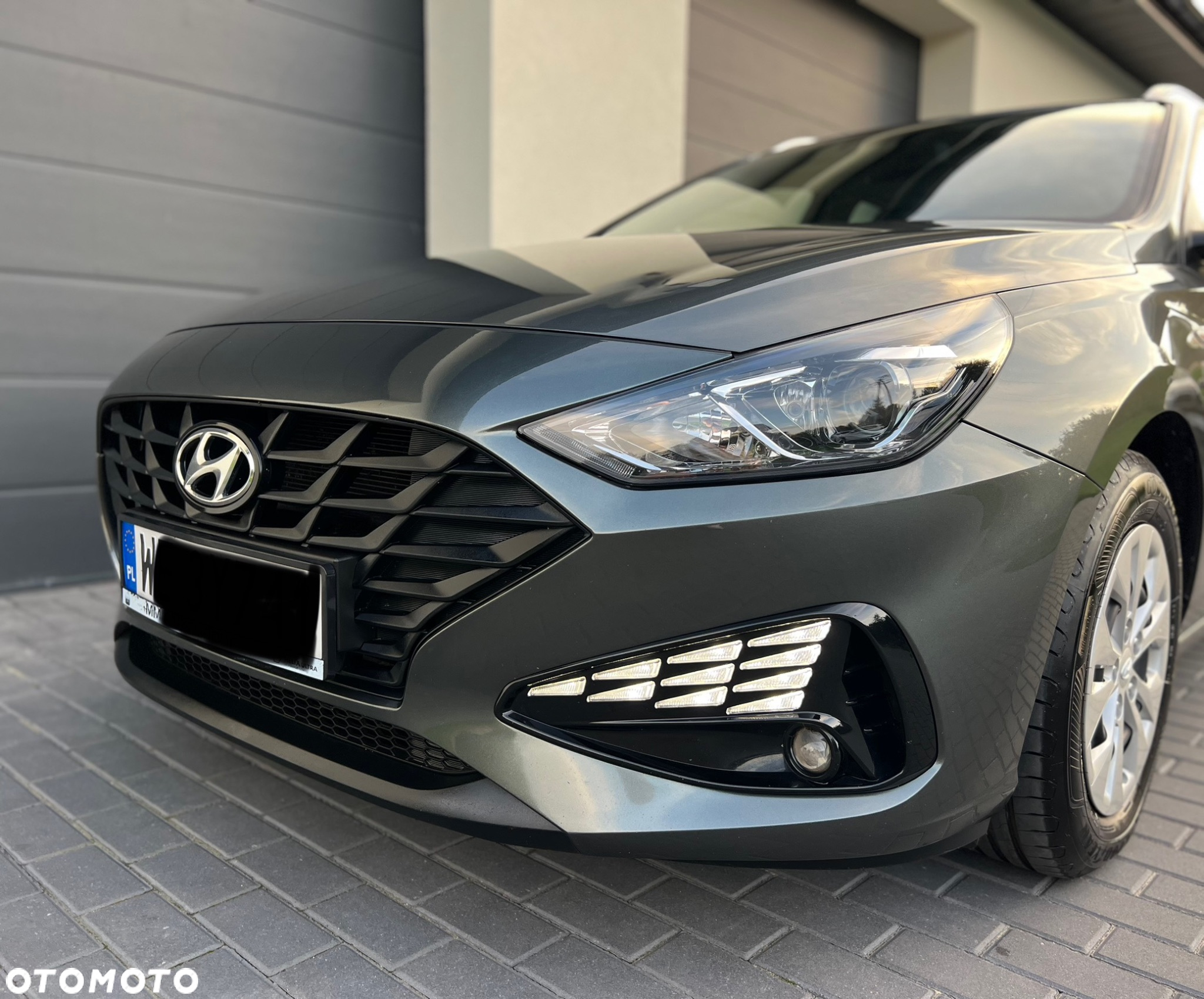 Hyundai i30 1.6 D Classic + - 15