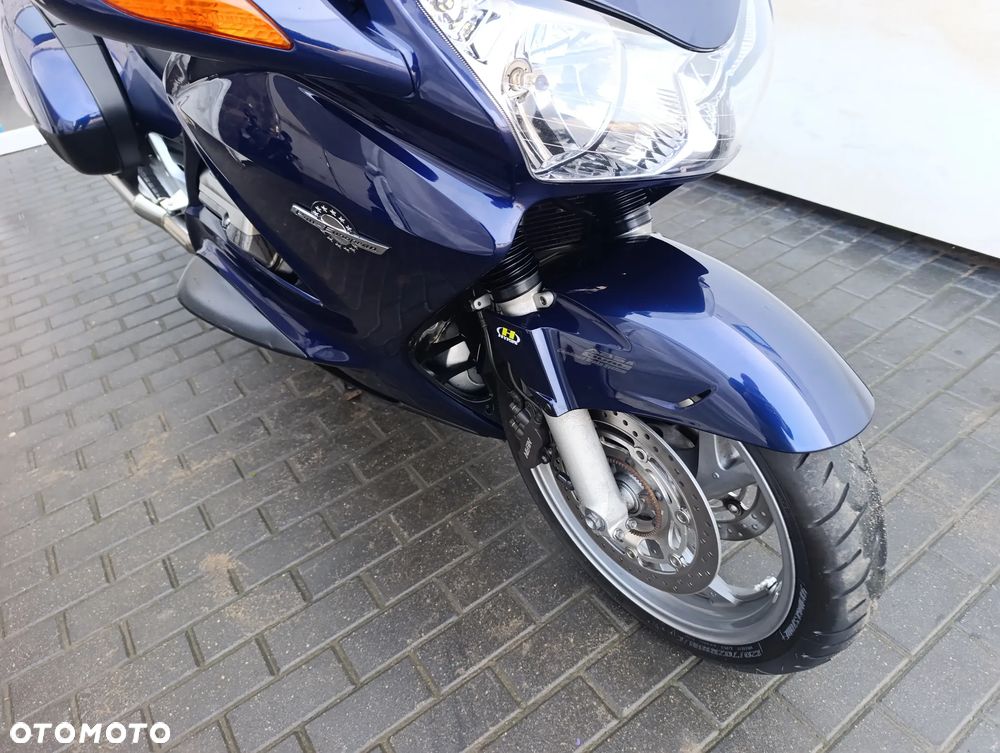 Honda ST - 35