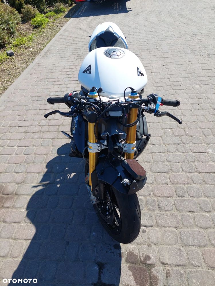 Triumph Speed Triple - 8