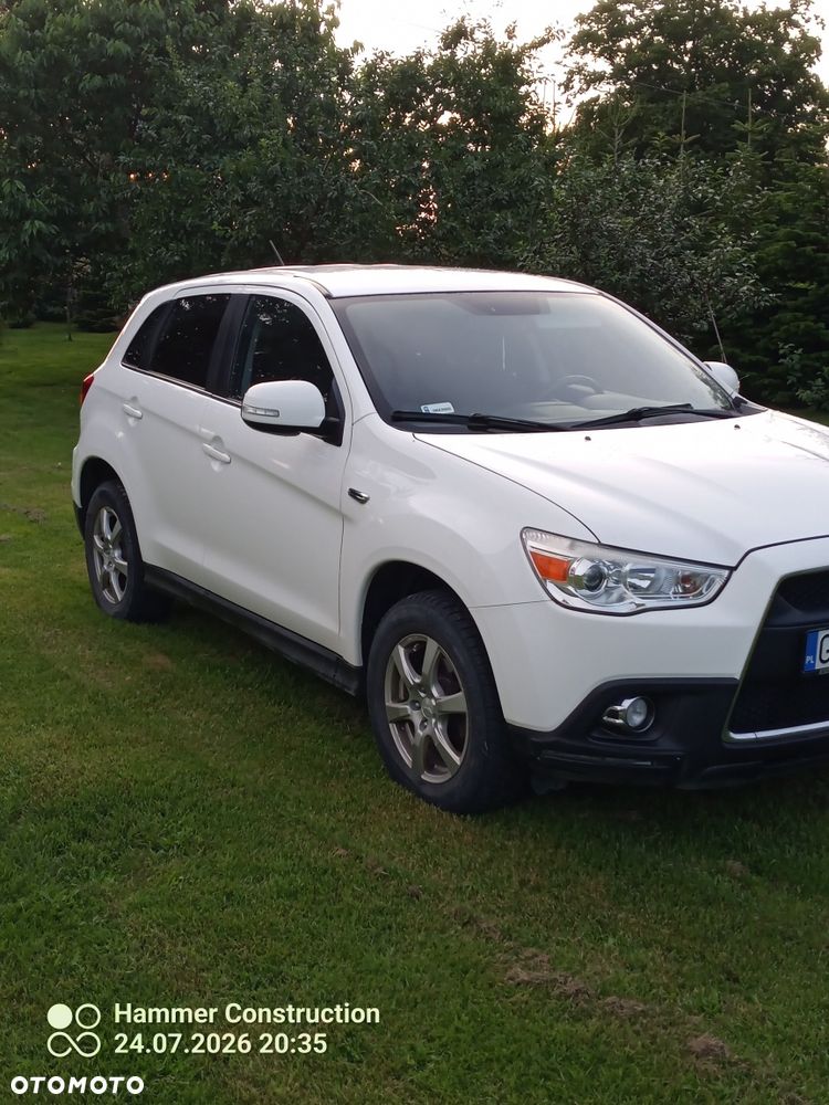 Mitsubishi ASX - 5