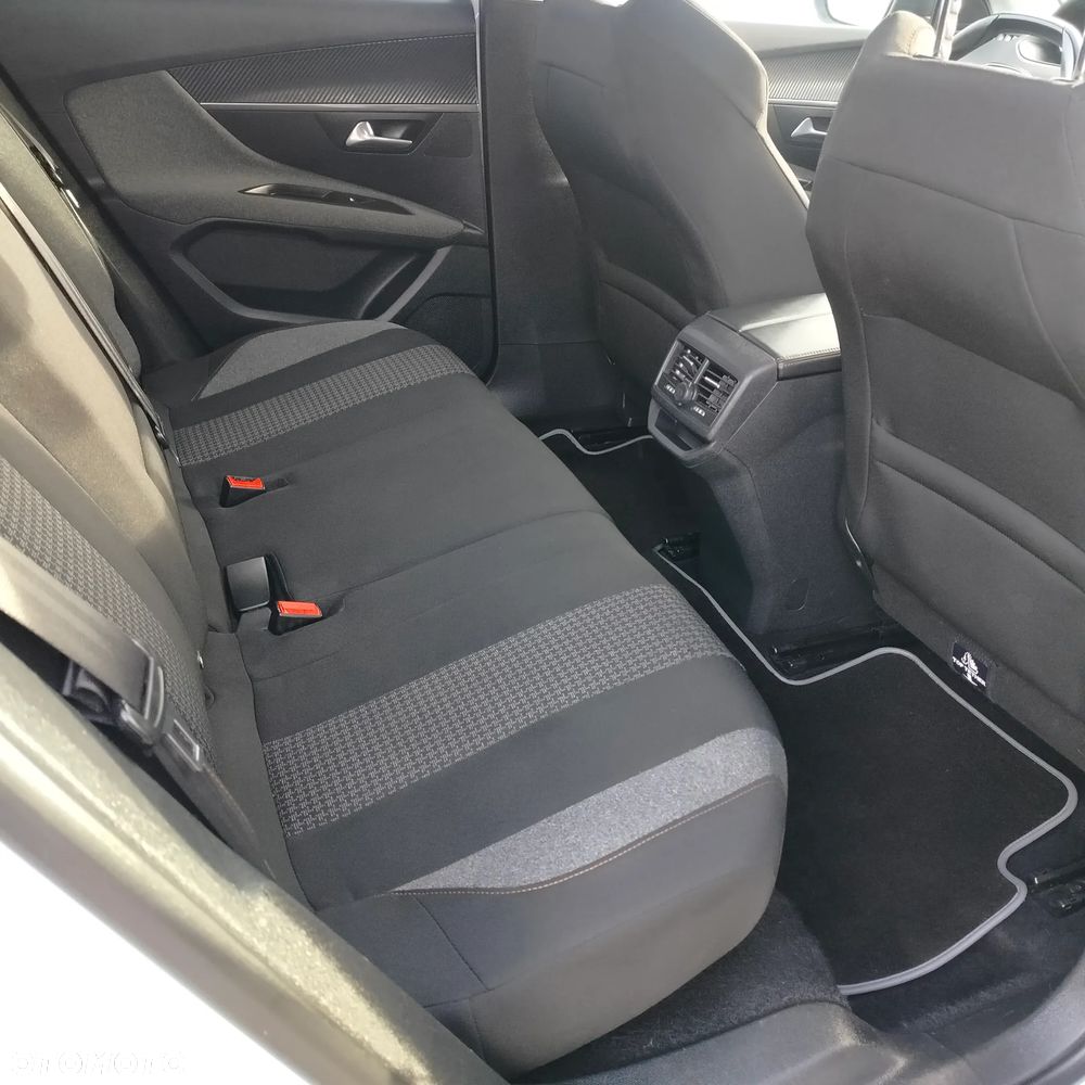 Peugeot 3008 - 9