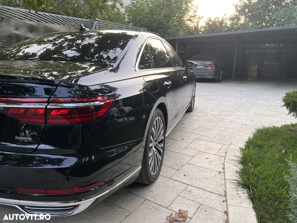 Audi A8 - 12